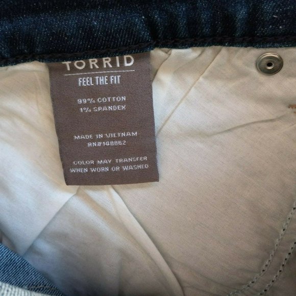 Torrid Vintage Stretch Mid-Rise Flare Jeans Size 22T Short Length - Picture 4 of 8